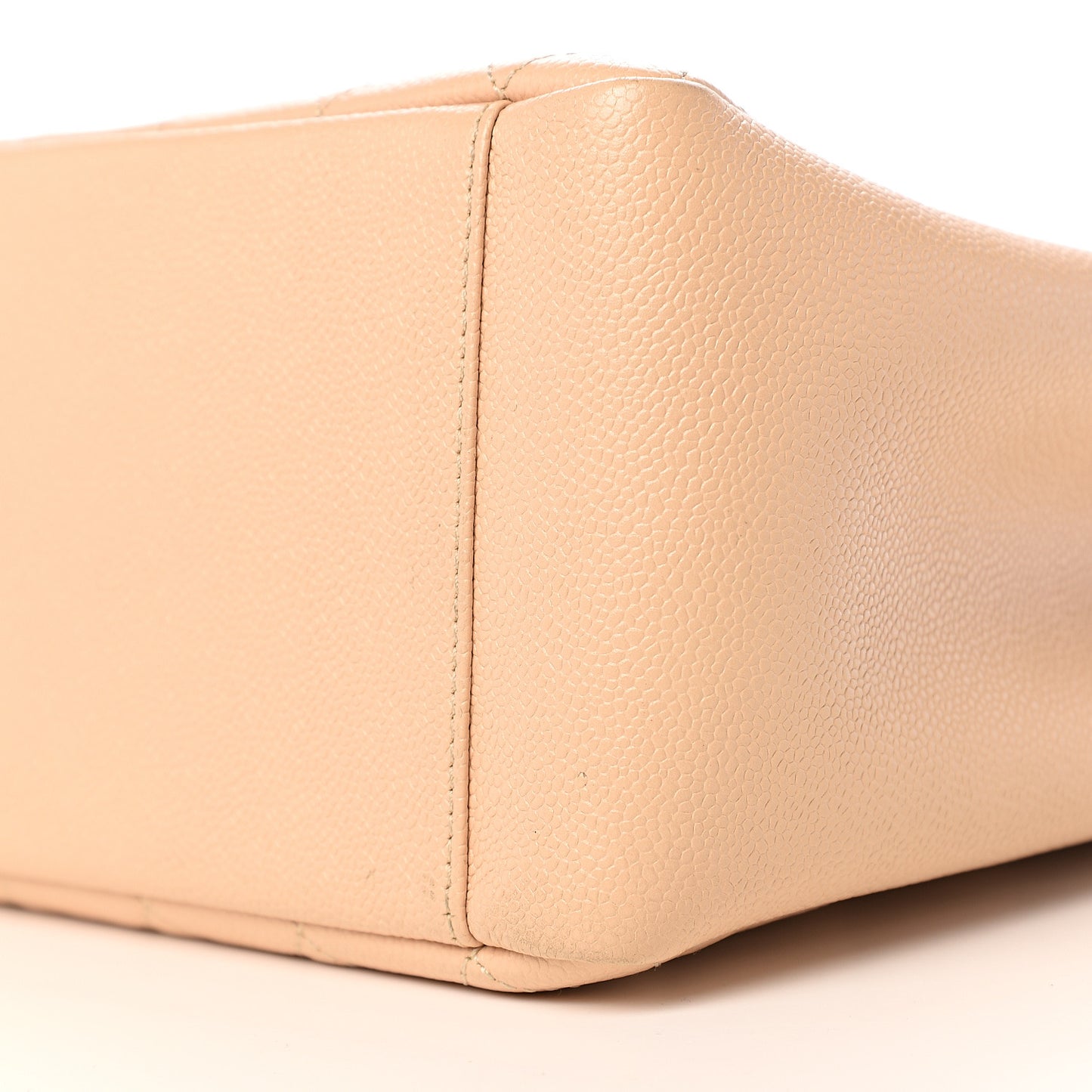 Caviar Quilted Grand Shopping Tote GST Beige Clair