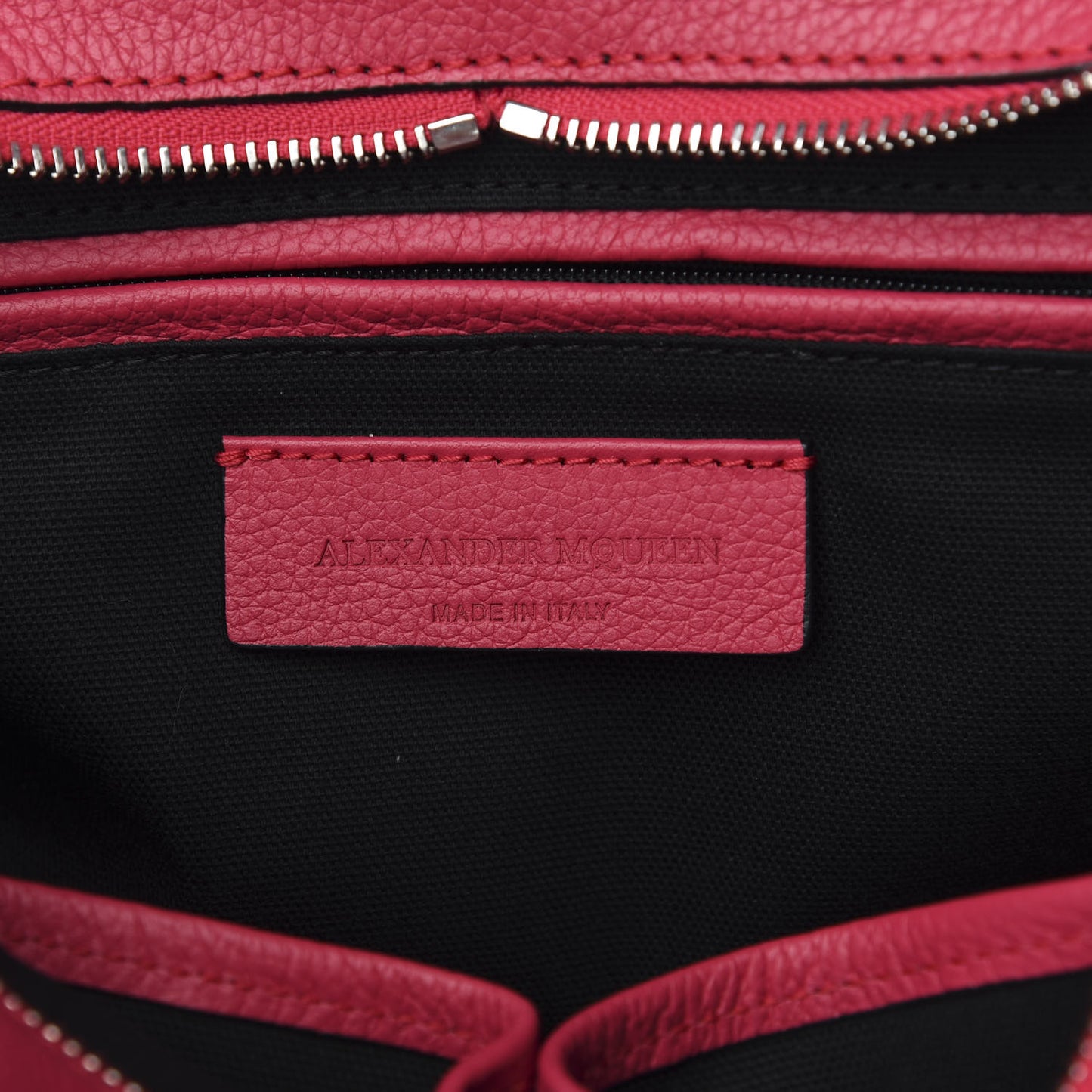 Pebbled Calfskin Small Skull Padlock Zip Around Tote Pink
