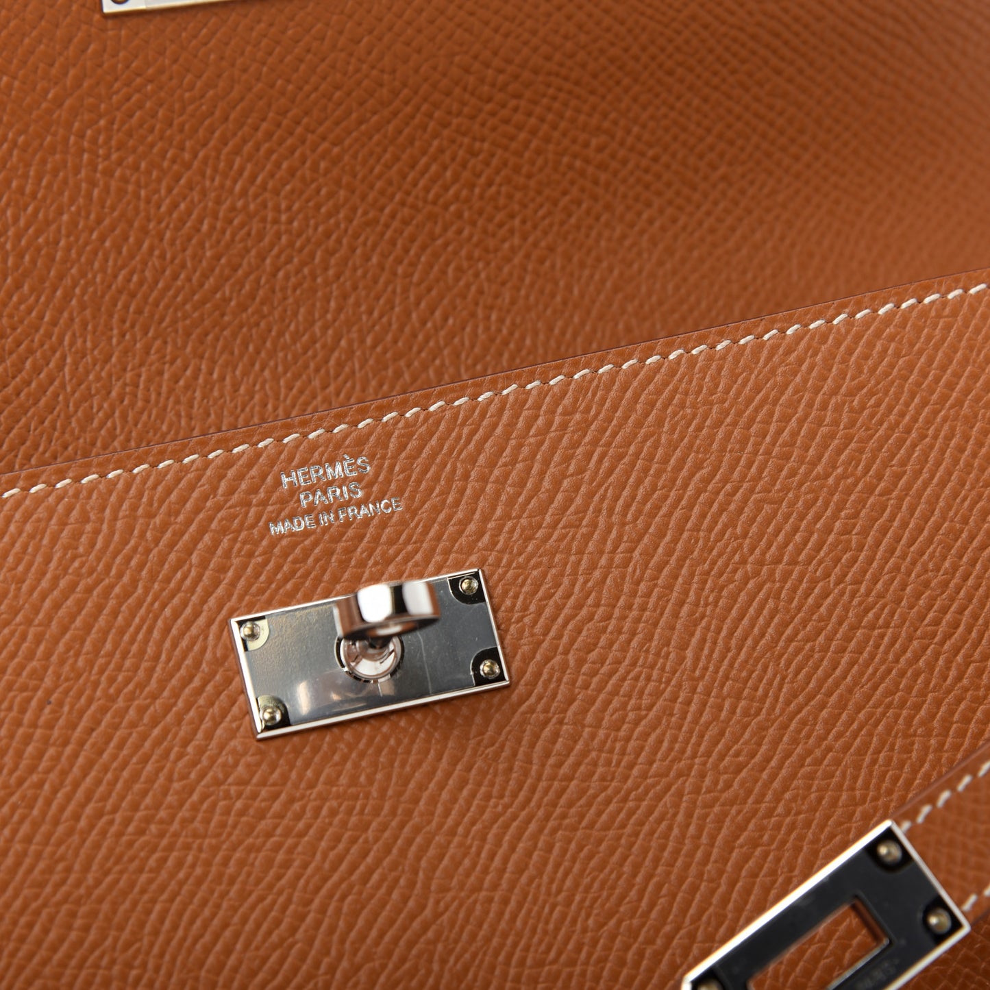 Epsom Kelly Longue Wallet Gold