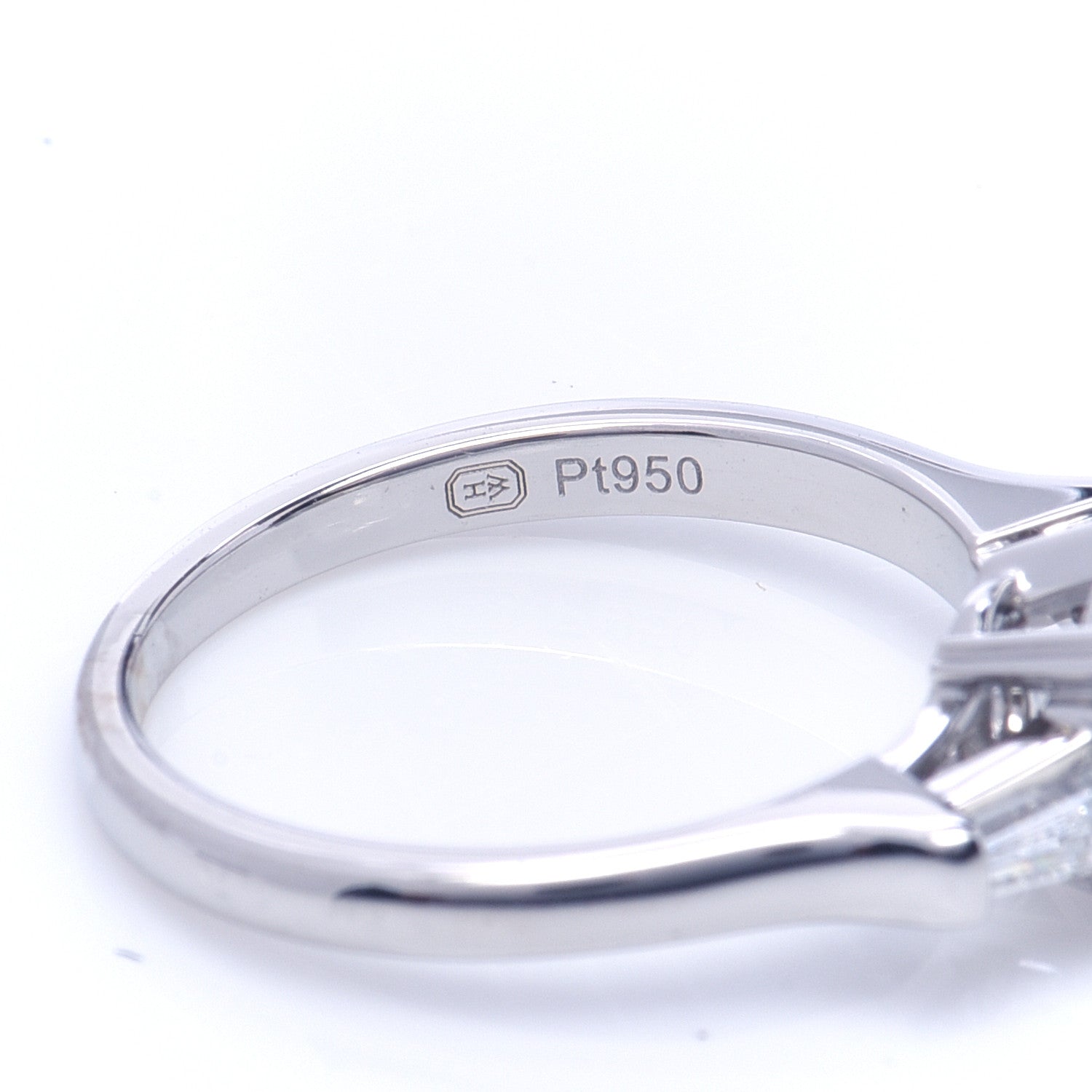 Harry Winston Platinum Diamond 1.40ct Classic Winston Round Brilliant Engagement Ring 51 5.75 6 of 7