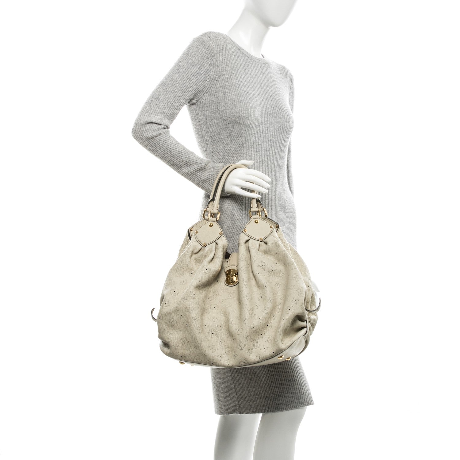 Louis Vuitton Mahina XL Gris 2 of 7