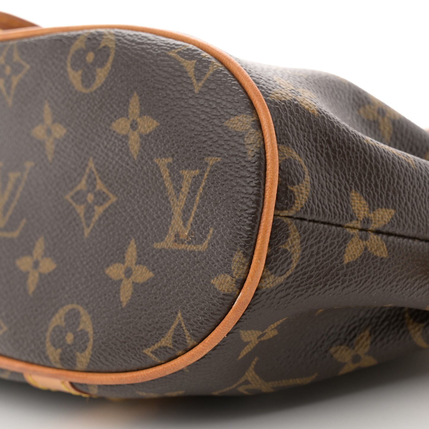 Monogram Theda GM