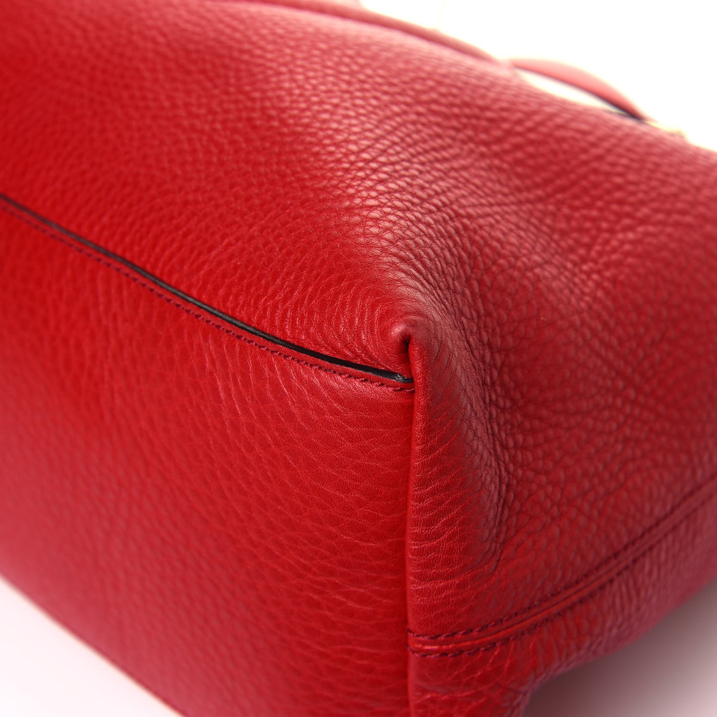 Pebbled Calfskin Medium Soho Chain Shoulder Bag Tabasco Red