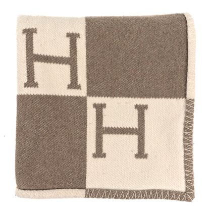 Hermes Wool Cashmere Avalon Baby Blanket Noisette Moyen White 1 of 3