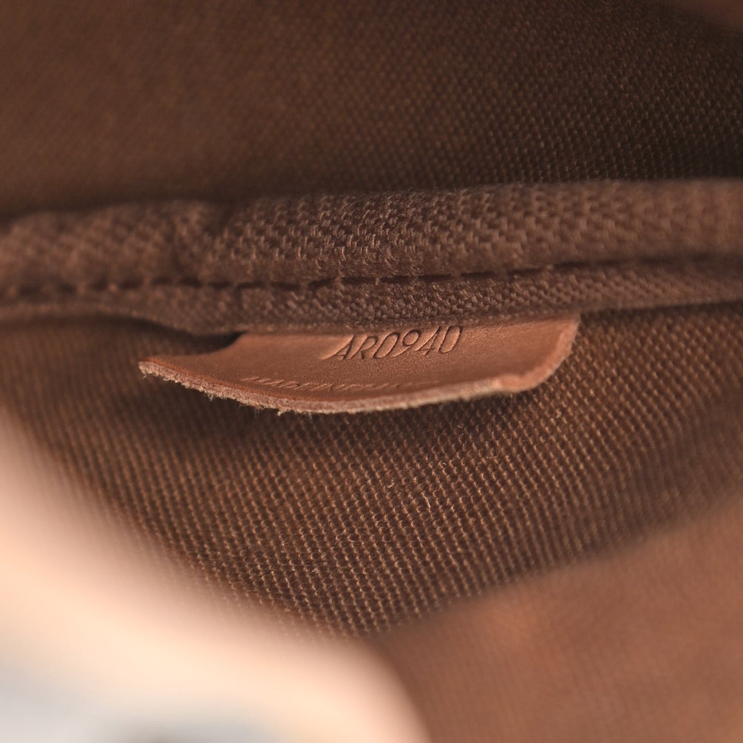 Monogram Saumur 43