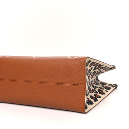 Louis Vuitton Empreinte Monogram Giant Wild At Heart Onthego MM Caramel 8 of 8