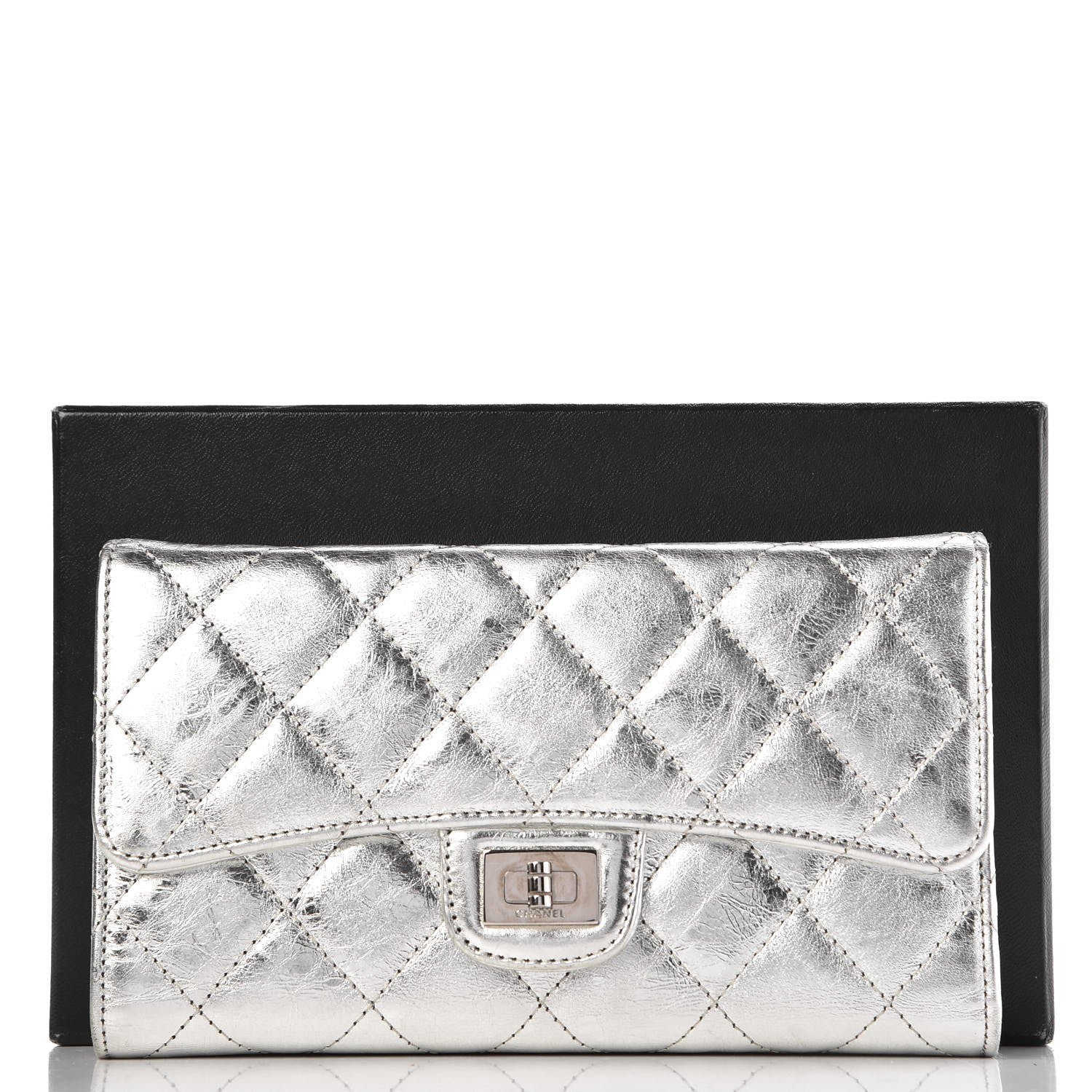 Chanel Metallic Aged Calfskin Quilted 2.55 Reissue Wallet Light Silver 9 of 9