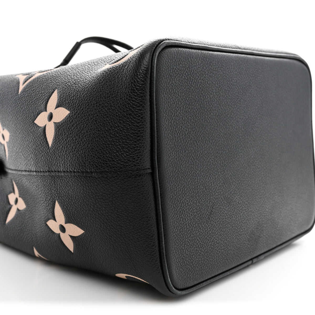 Louis Vuitton Empreinte Monogram Giant Neonoe MM Black Beige 9 of 14