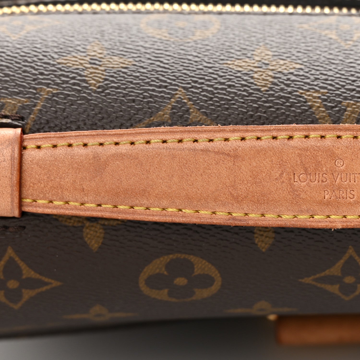 Louis Vuitton Monogram Pochette Metis 17 of 19