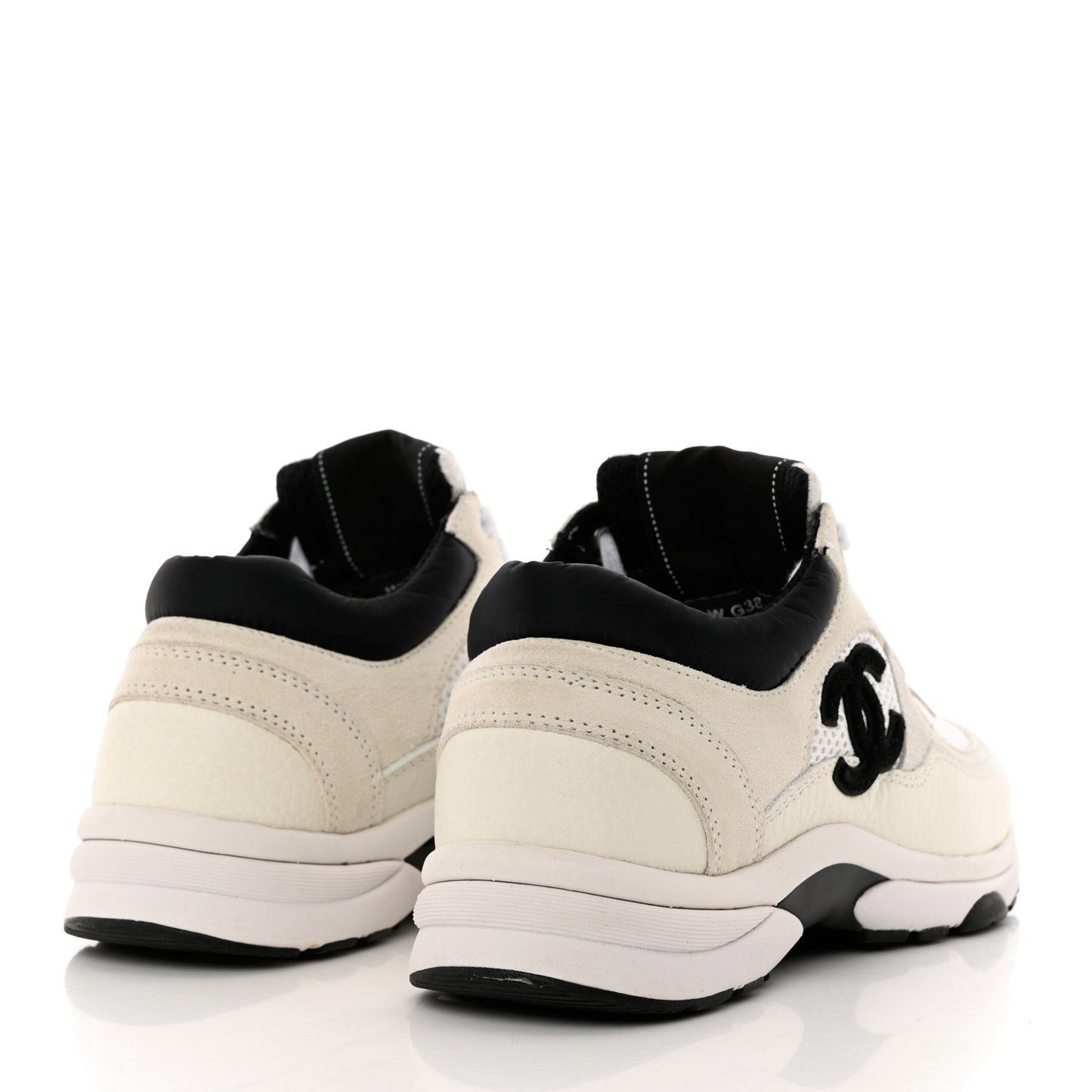 Mesh Suede Calfskin Grained Calfskin Womens CC Sneakers 36 White Black