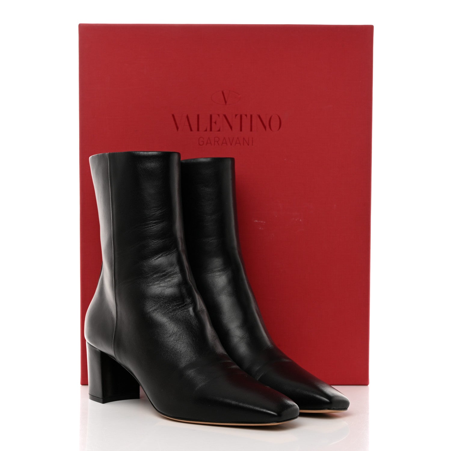 Valentino Garavani Nappa Rockstud Ankle Boots 39.5 Black 9 of 9