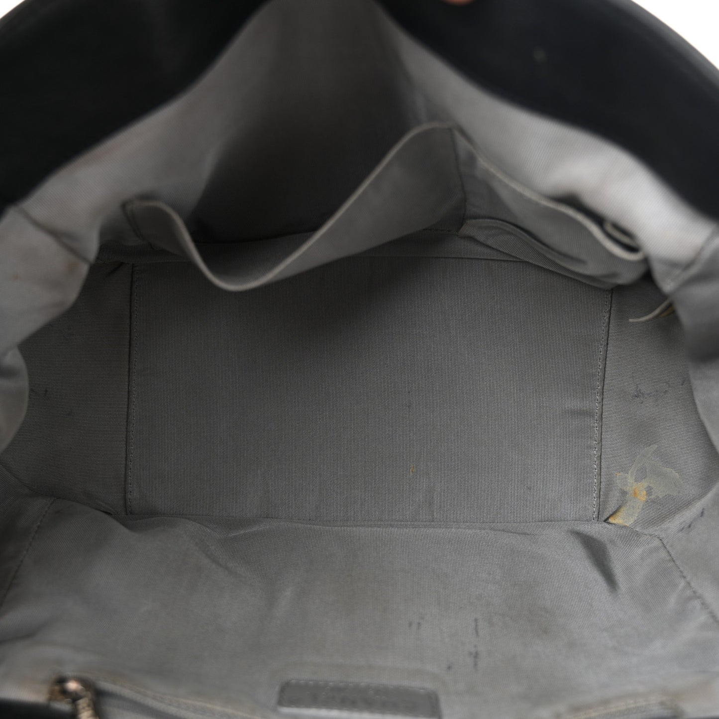 Calfskin Medium On the Bund Flap Black