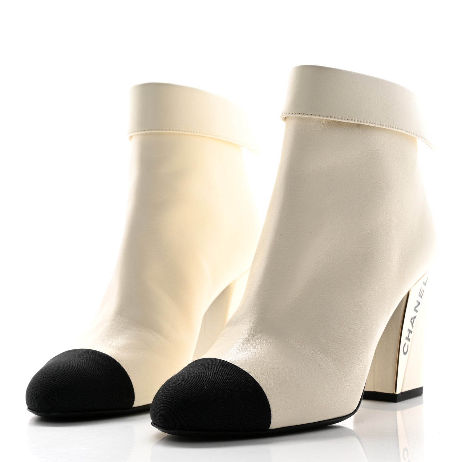 Chanel Lambskin Grosgrain Triangle & Collar 90 Ankle Boots 38 Ivory Black 3 of 10