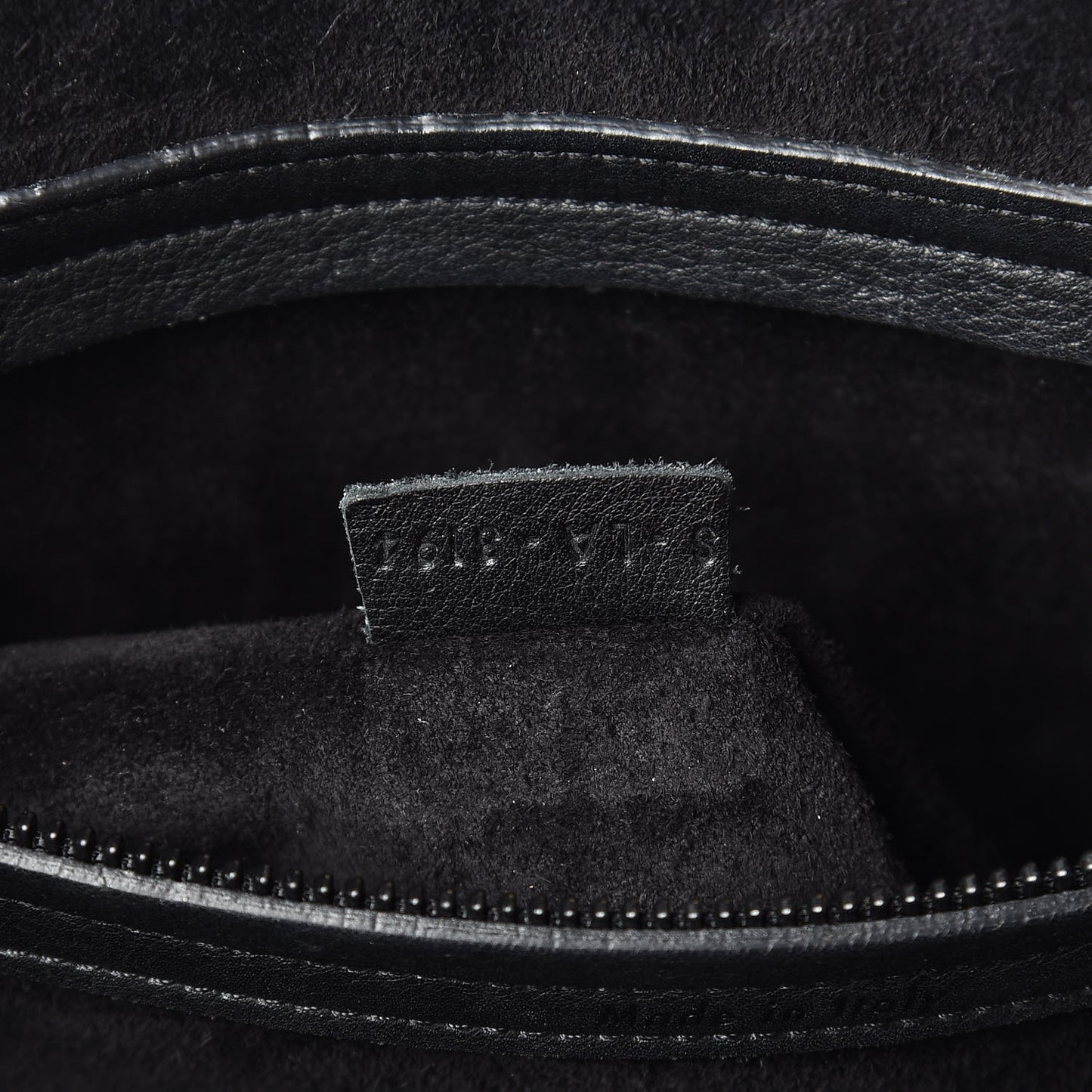 Supple Calfskin Medium Phantom Luggage Black
