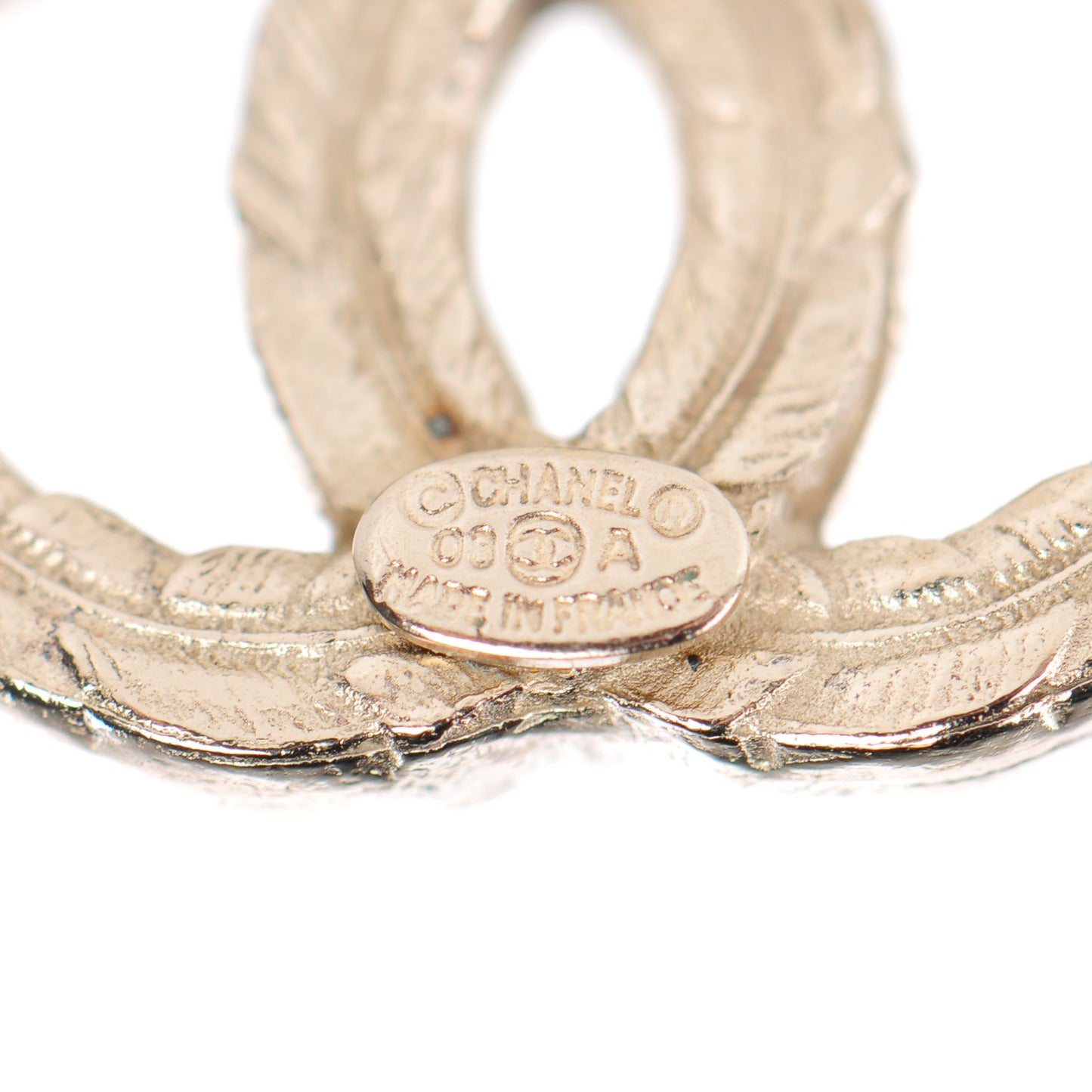 Feather CC Earrings Light Gold