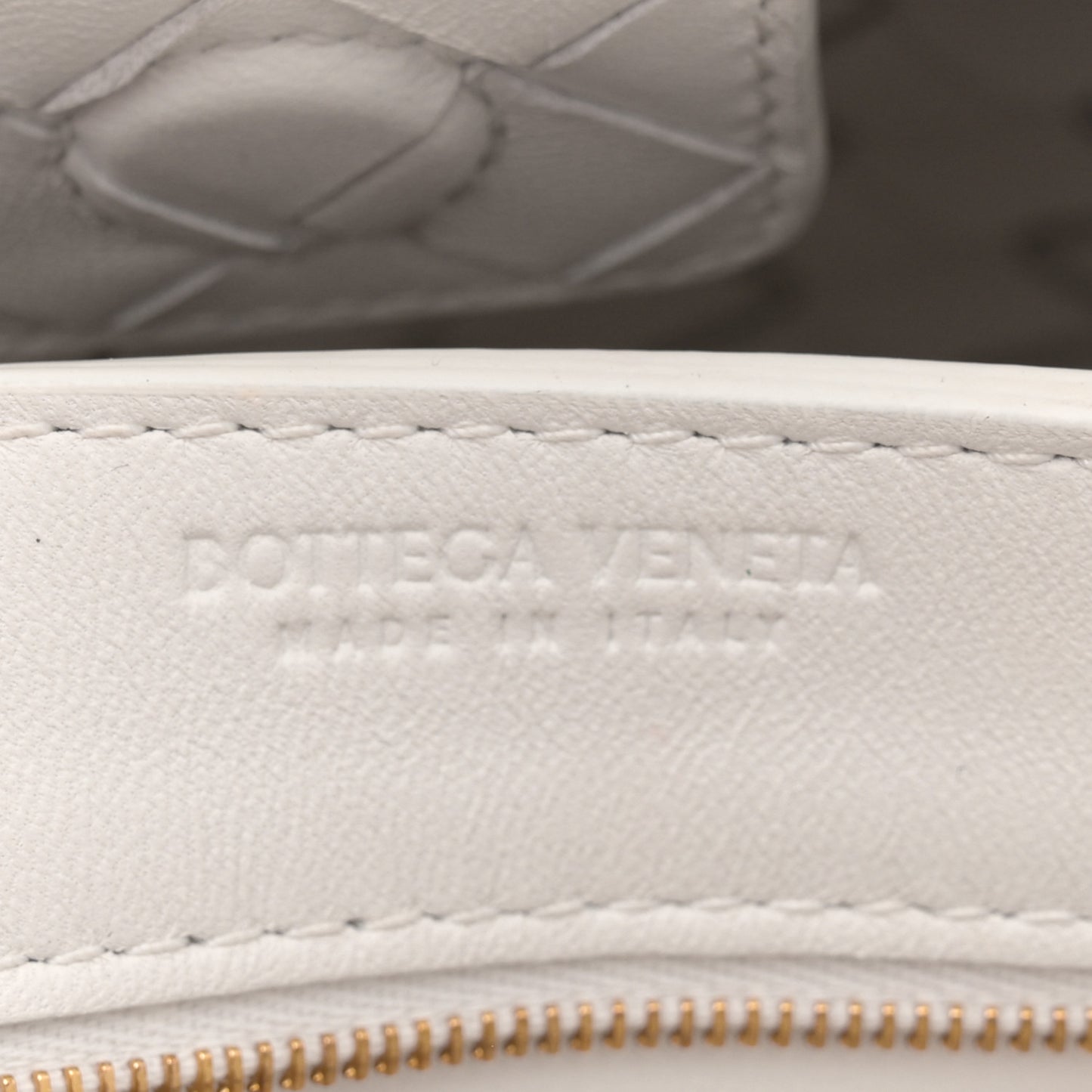 Nappa Intrecciato Small Andiamo Shoulder Bag White