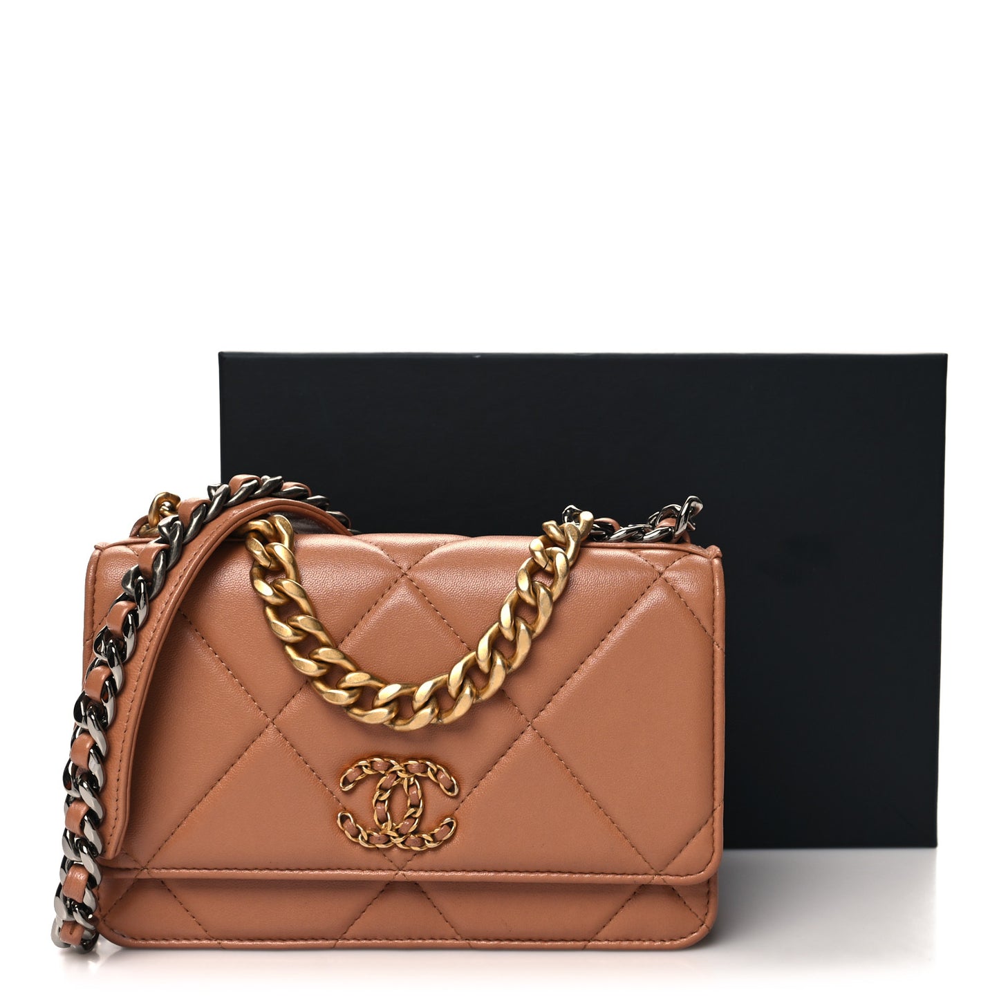Lambskin Quilted 19 Wallet On Chain WOC Brown