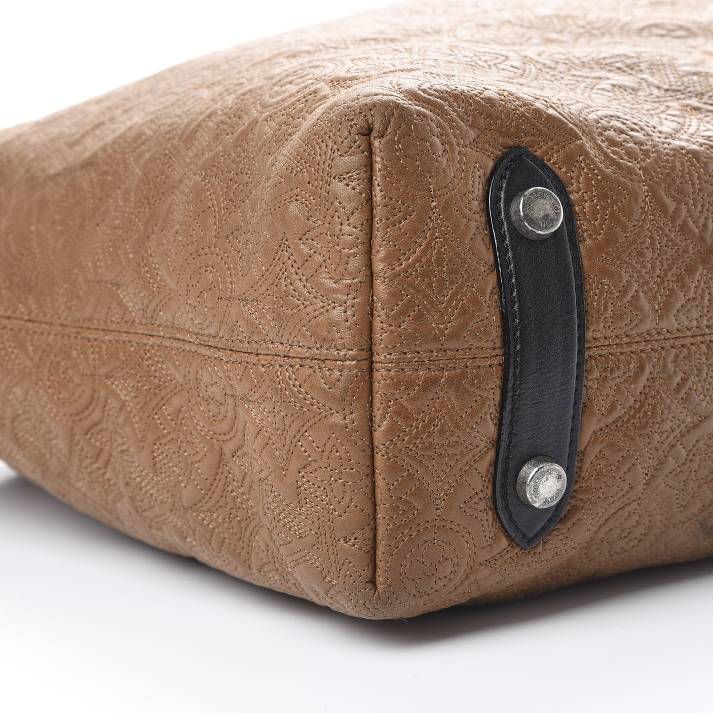 Lambskin Antheia Hobo PM Caramel