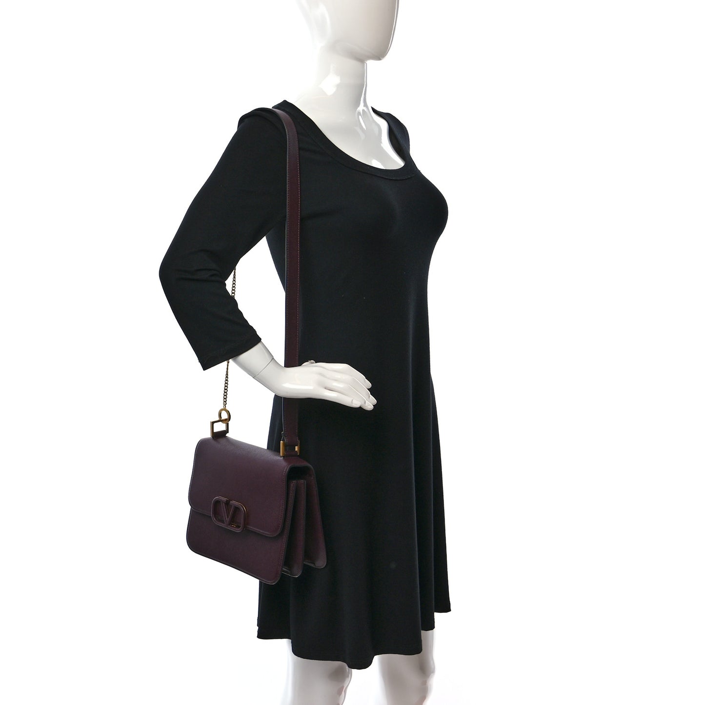 Grained Calfskin Large VSling Shoulder Bag Rubin
