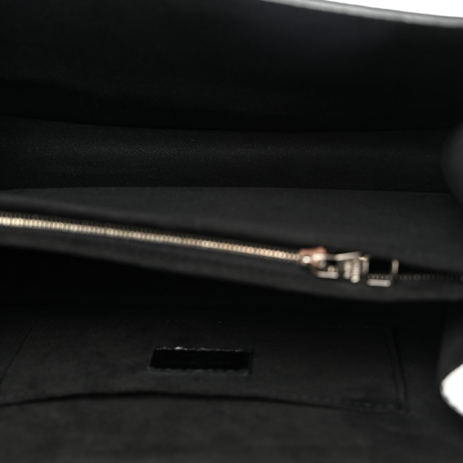 Louis Vuitton Reverse Monogram Giant Dauphine MM 5 of 10
