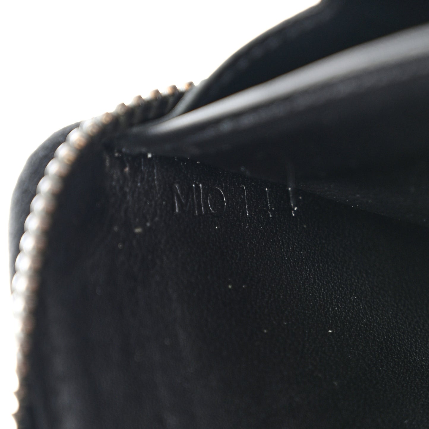 Vernis Zippy Wallet Noir Magnetique