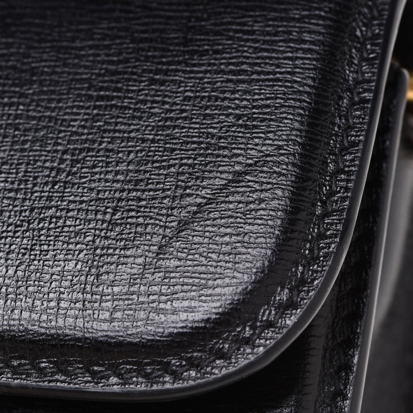 Calfskin Stripe Embossed Gossip Chain Bag XS Black