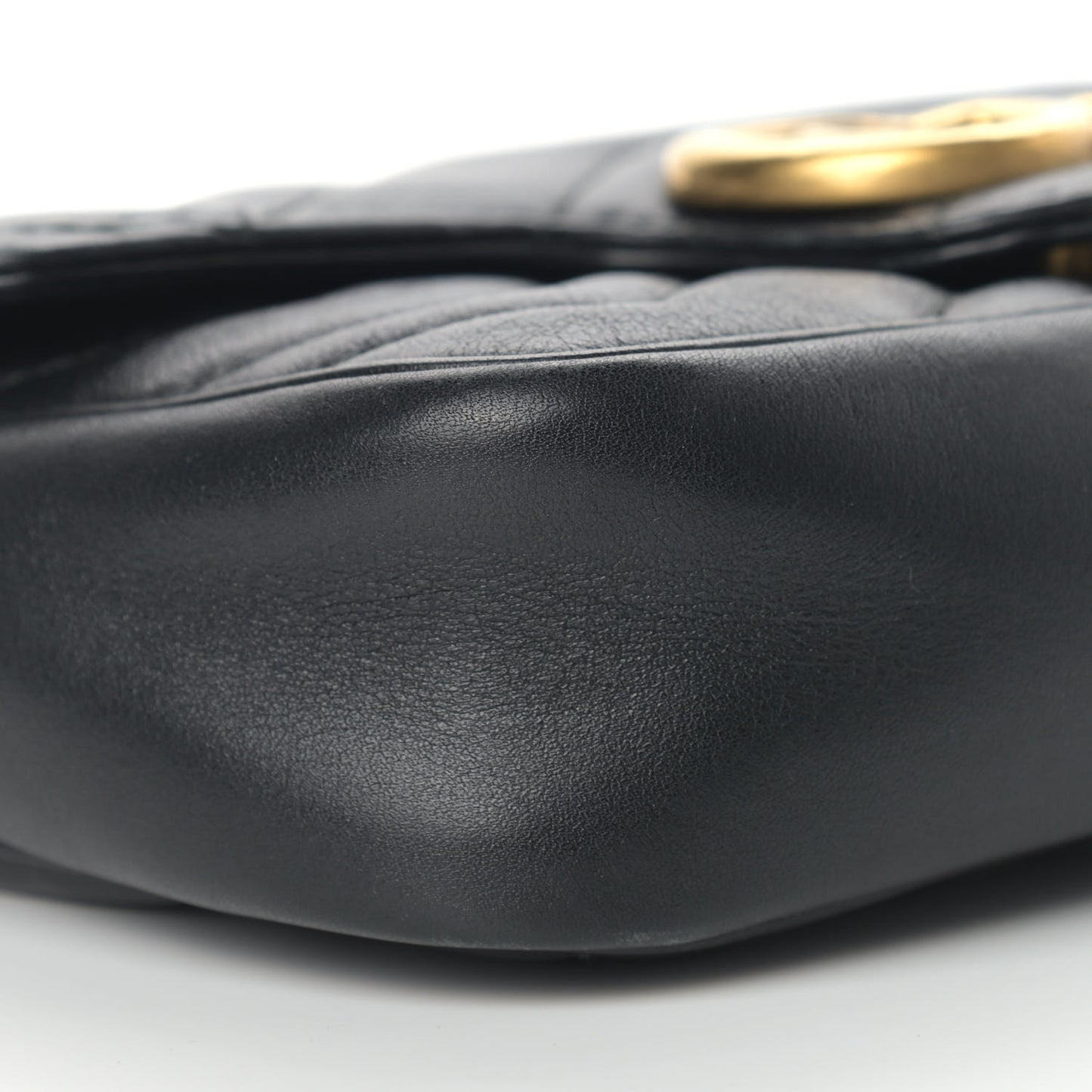 Calfskin Matelasse Super Mini GG Marmont Shoulder Bag Black