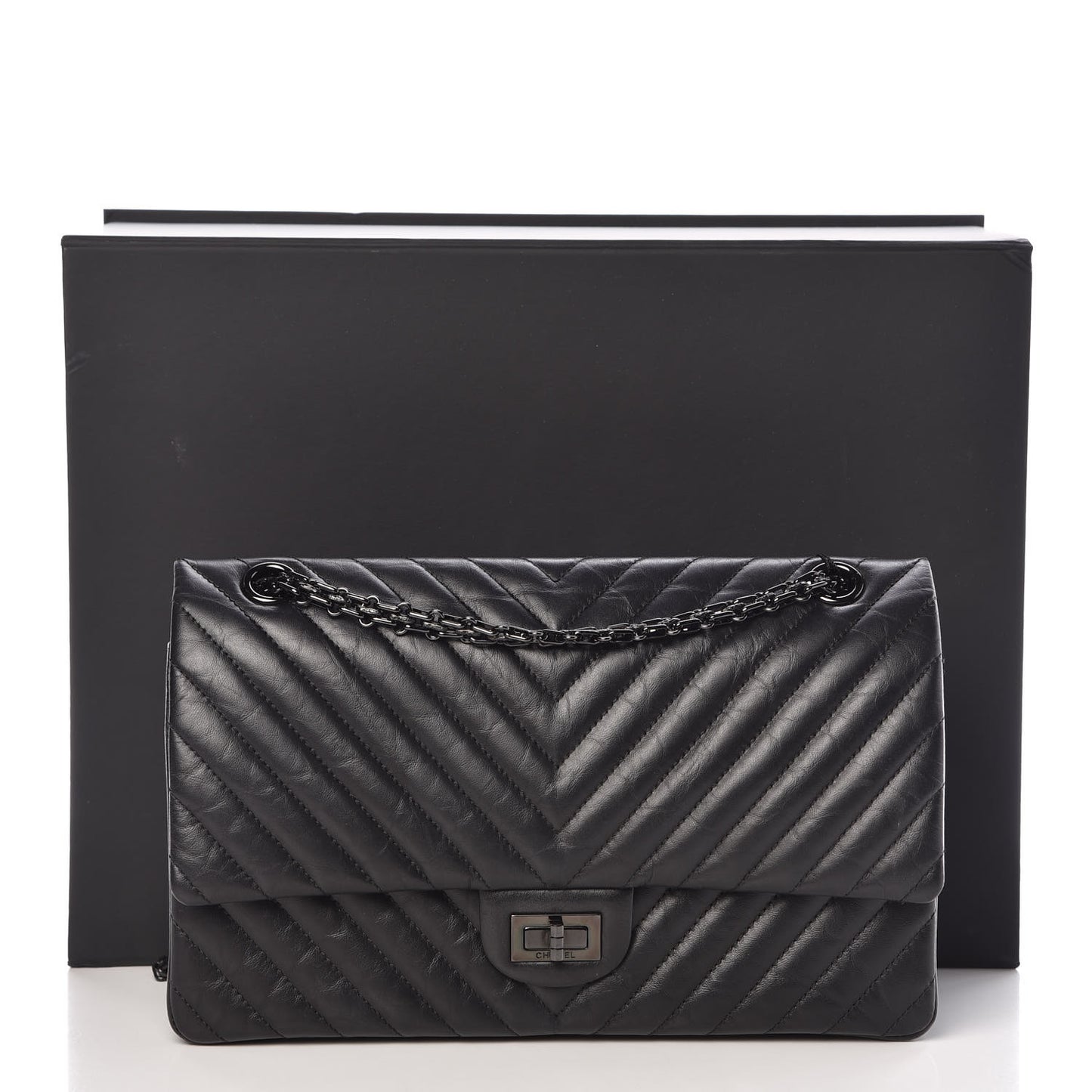 Aged Calfskin Chevron Quilted 2.55 Reissue 226 So Black