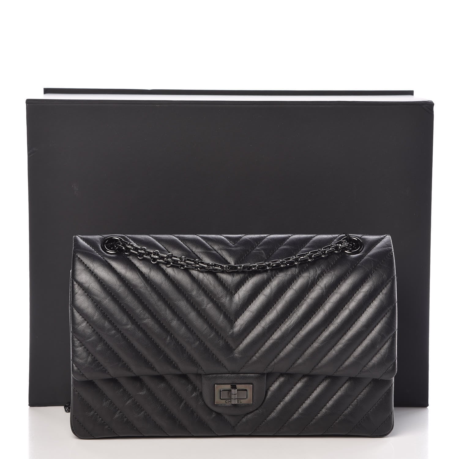 Chanel Aged Calfskin Chevron Quilted 2.55 Reissue 226 So Black 10 of 10