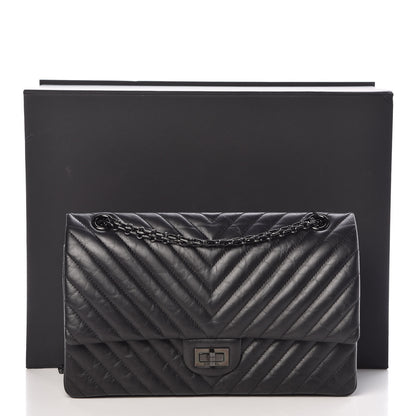Chanel Aged Calfskin Chevron Quilted 2.55 Reissue 226 So Black 10 of 10