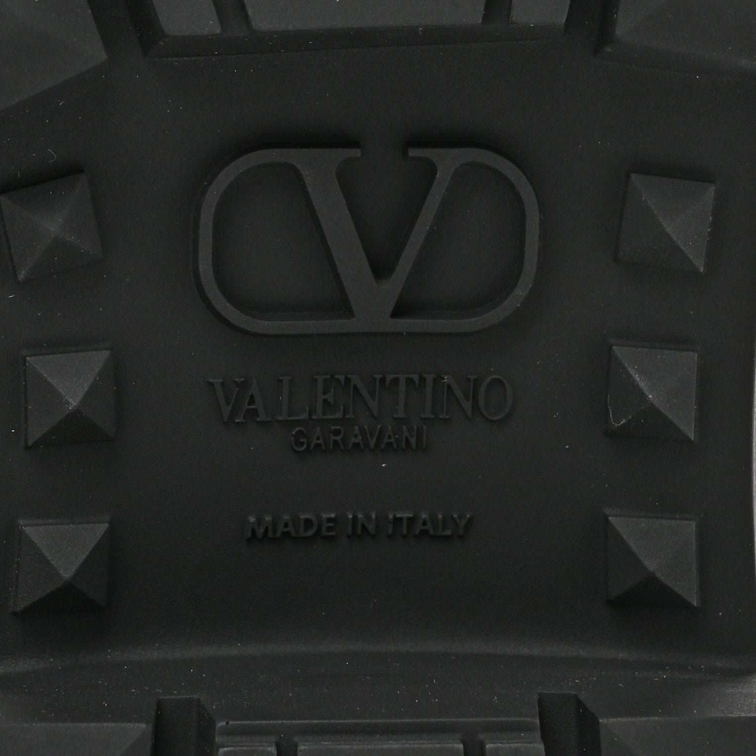 Valentino Garavani Calfskin Roman Stud 20/40mm Combat Boots 40 Black 8 of 10
