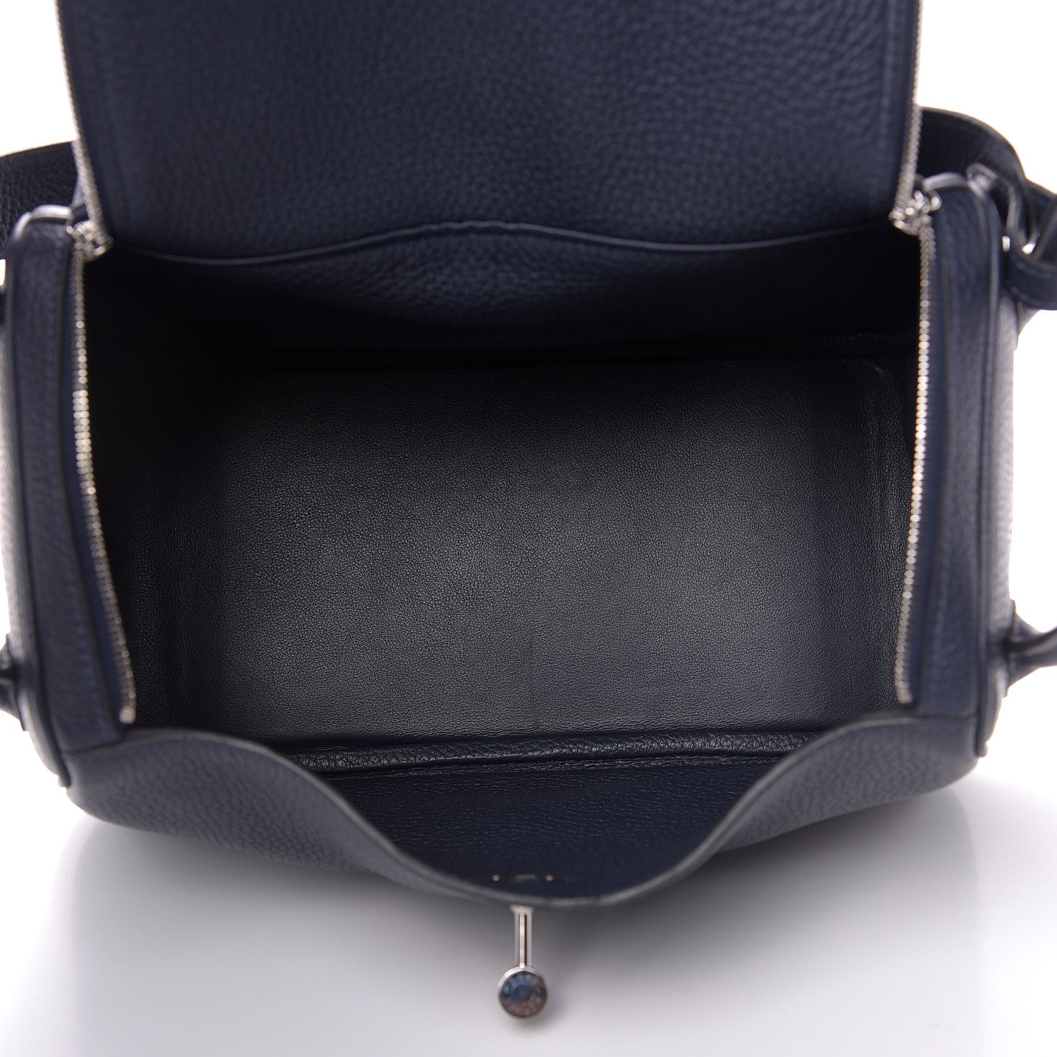 Hermes Taurillon Clemence Lindy 26 Bleu Nuit 5 of 12