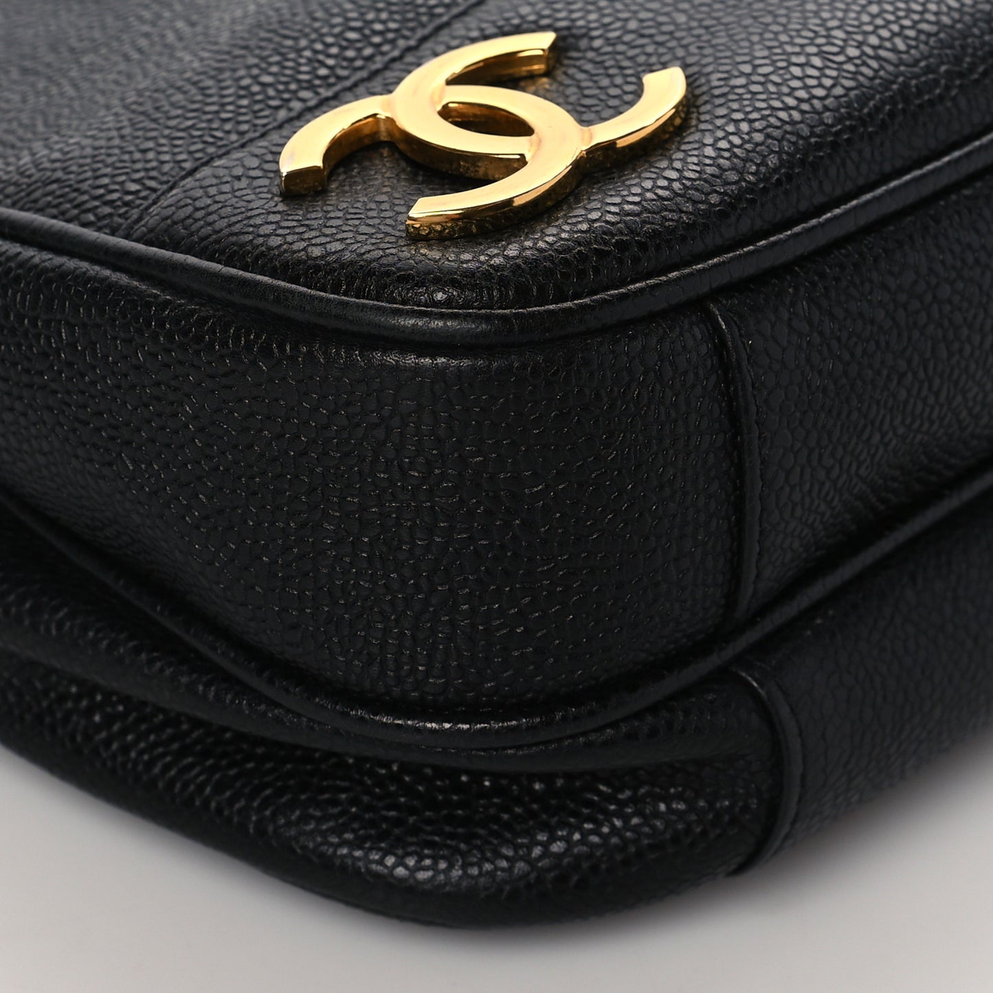 Caviar CC Shoulder Bag Black