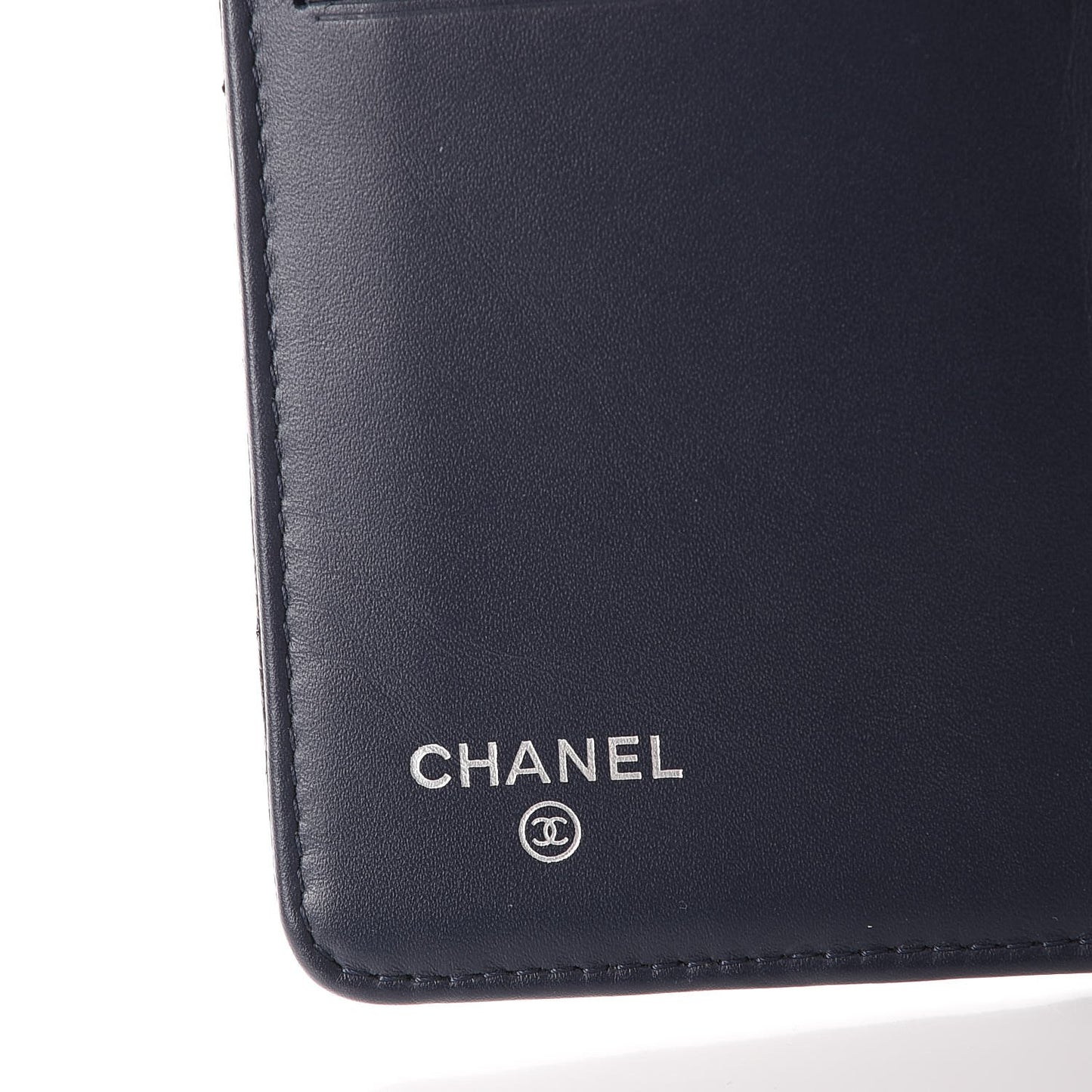 Caviar Chevron Quilted Yen Wallet Navy