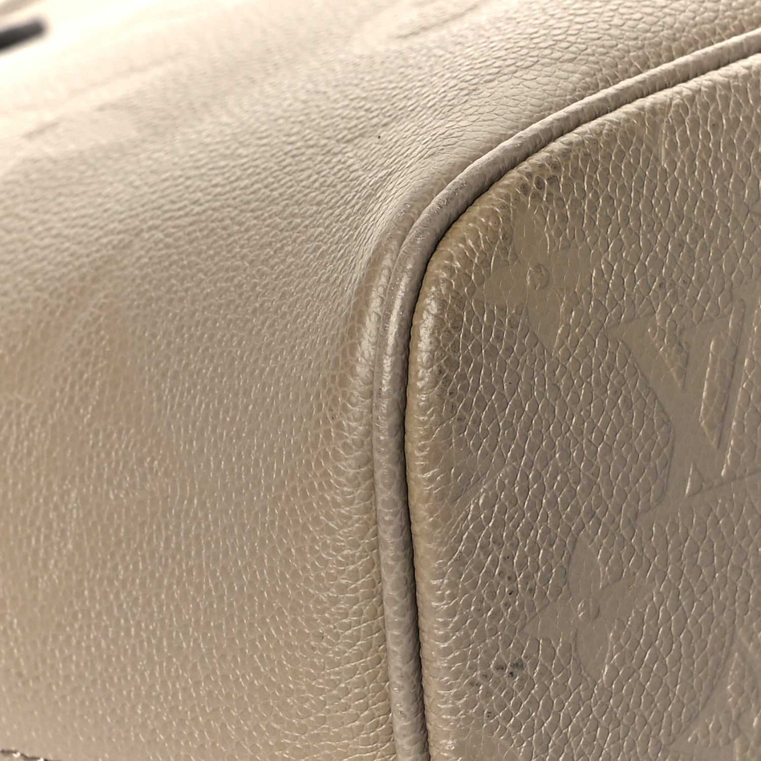 Louis Vuitton Empreinte Monogram Giant Neverfull MM Tourterelle 7 of 9