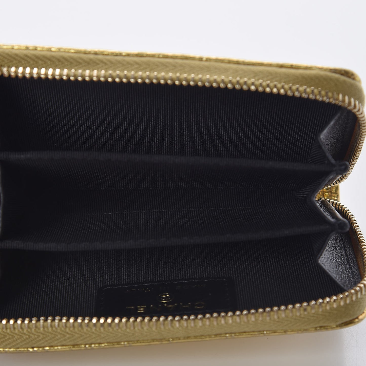 Metallic Calfskin Crocodile Embossed Cocodile Zip Coin Case Gold