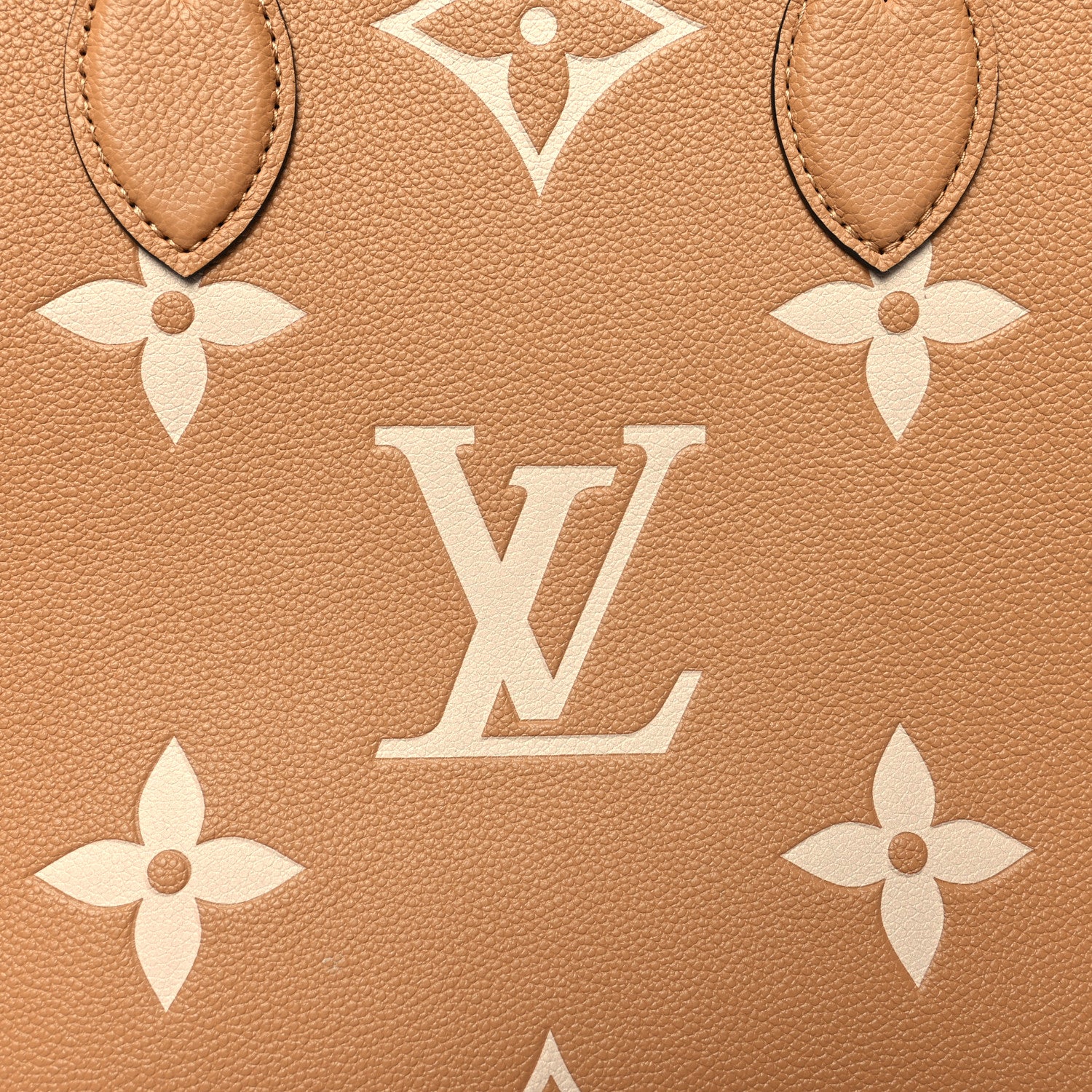 Louis Vuitton Empreinte Monogram Giant Onthego MM Arizona Creme 6 of 10