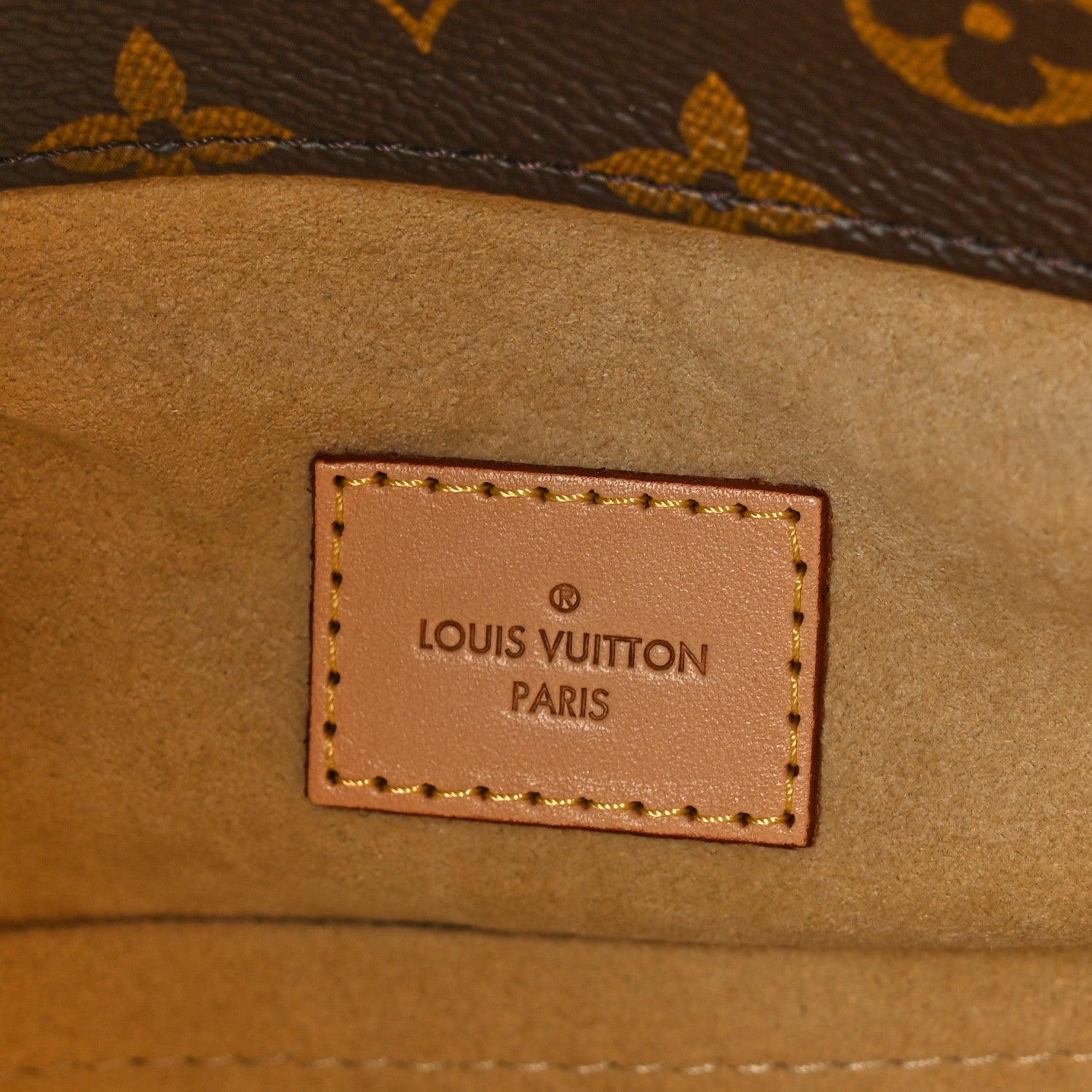 Louis Vuitton Monogram Artsy MM 6 of 10