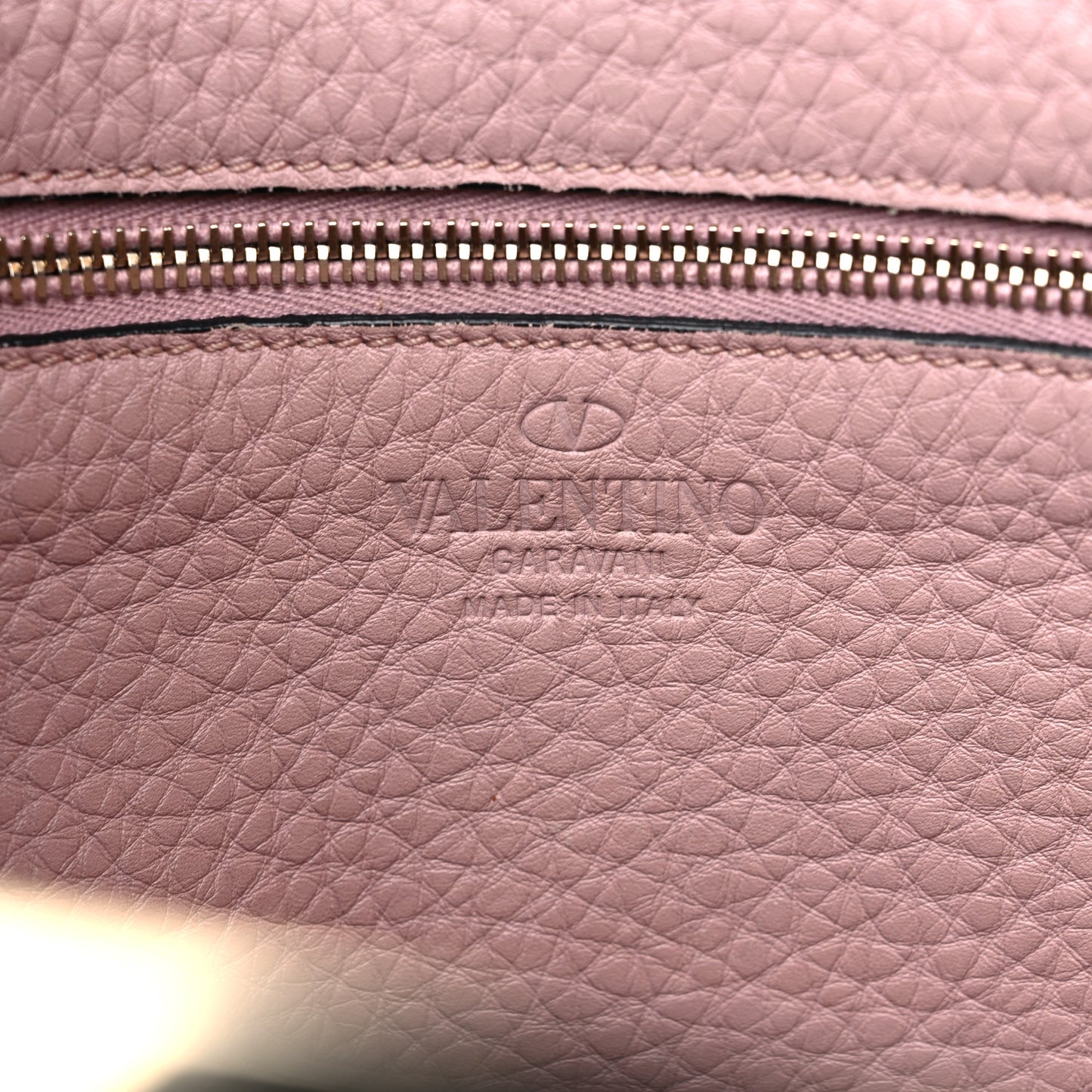 Pebbled Calfskin Small Rockstud Flip-Lock Messenger Bag Water Rose
