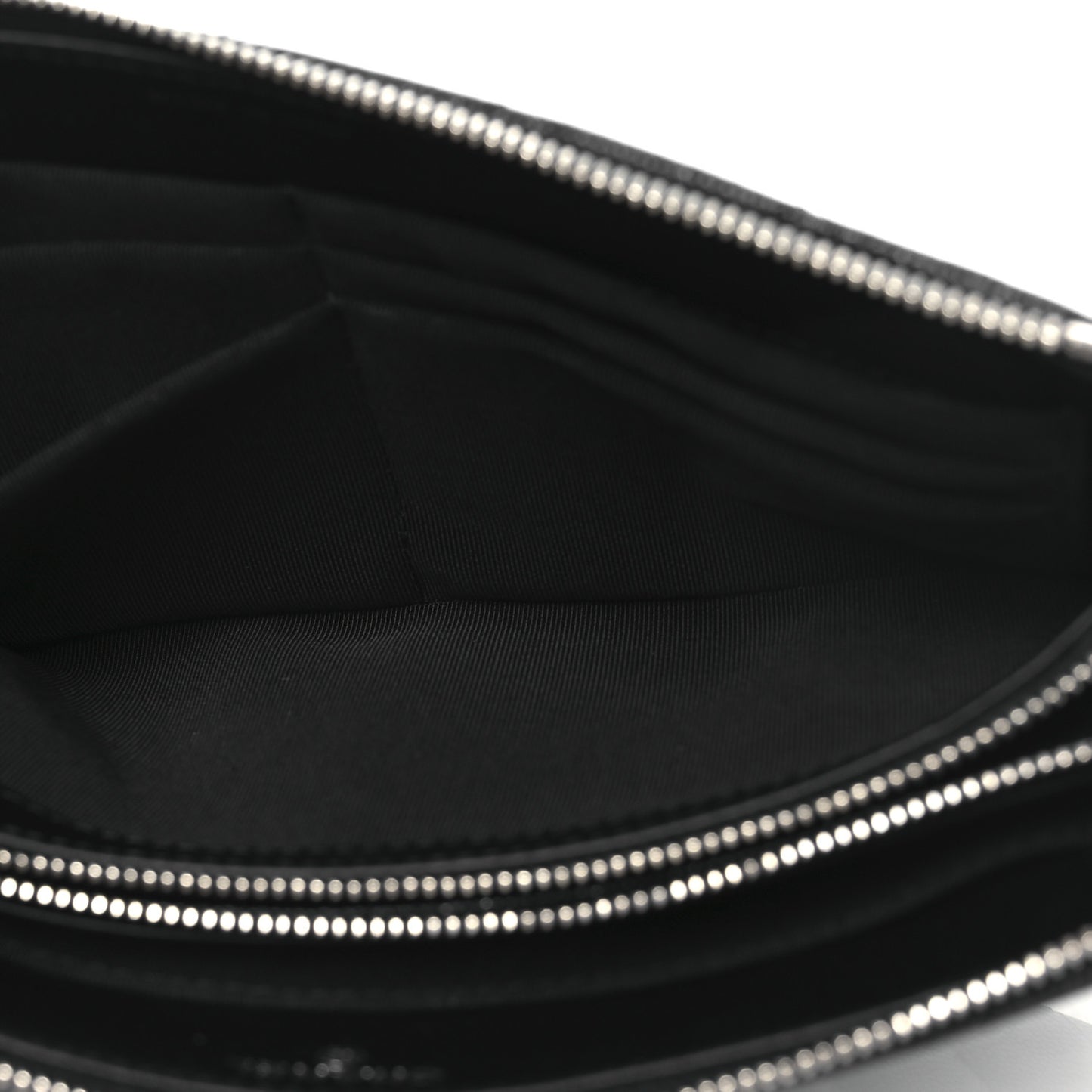 Iridescent Caviar Quilted Small Zipped Pouch Black