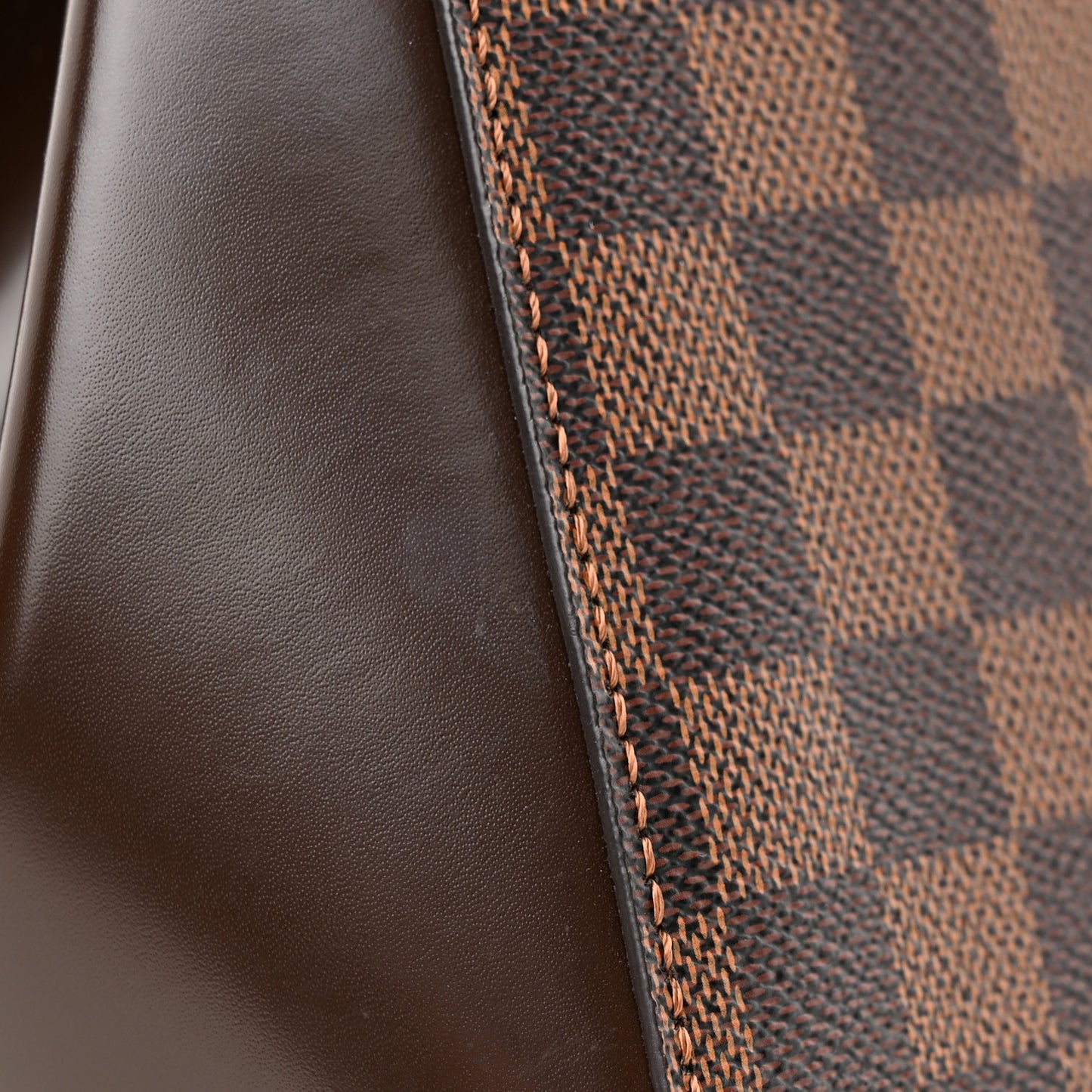 Damier Ebene Rivoli MM