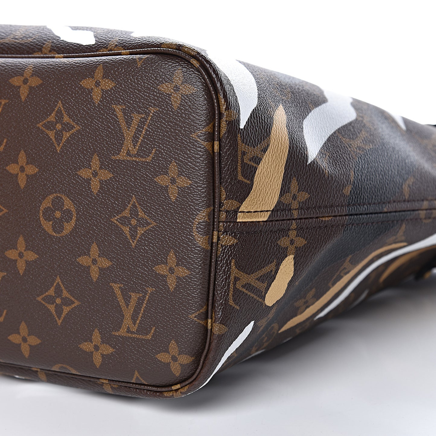X LOL Monogram Neverfull MM Gold Silver