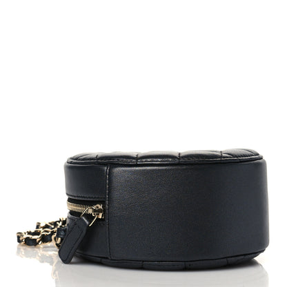 Chanel Iridescent Lambskin Quilted Pearl Round Clutch With Chain Black 4 of 11