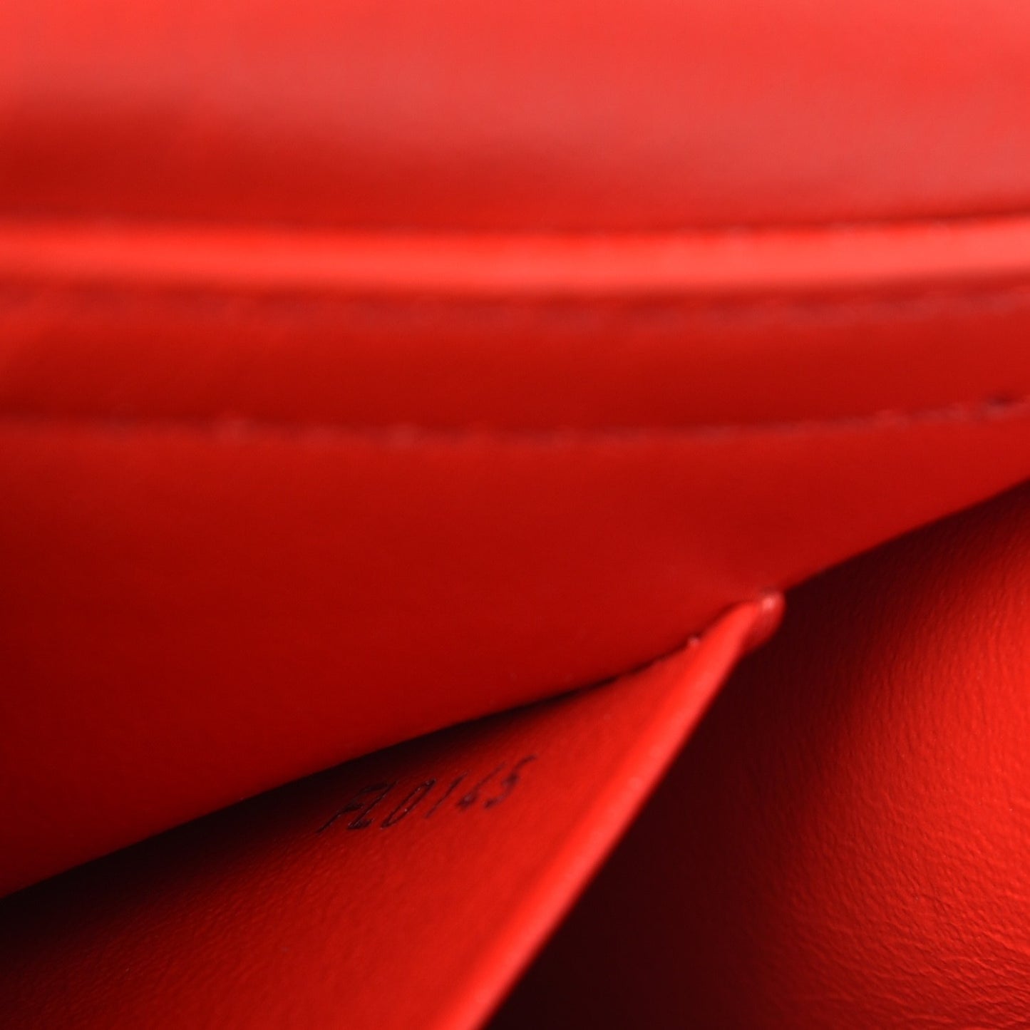 Monogram Pochette Mask PM Rouge