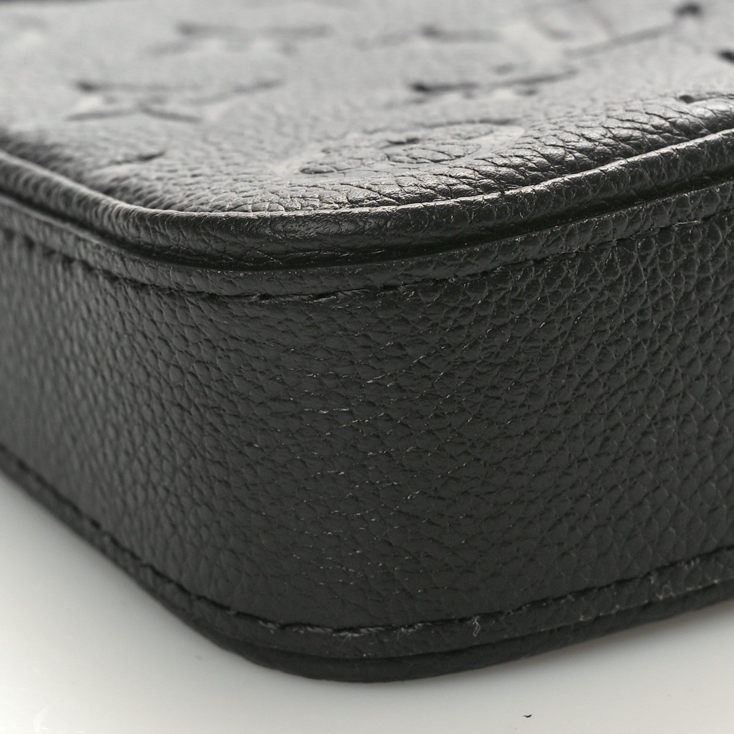 Louis Vuitton Empreinte Easy Pouch On Strap Black 7 of 9