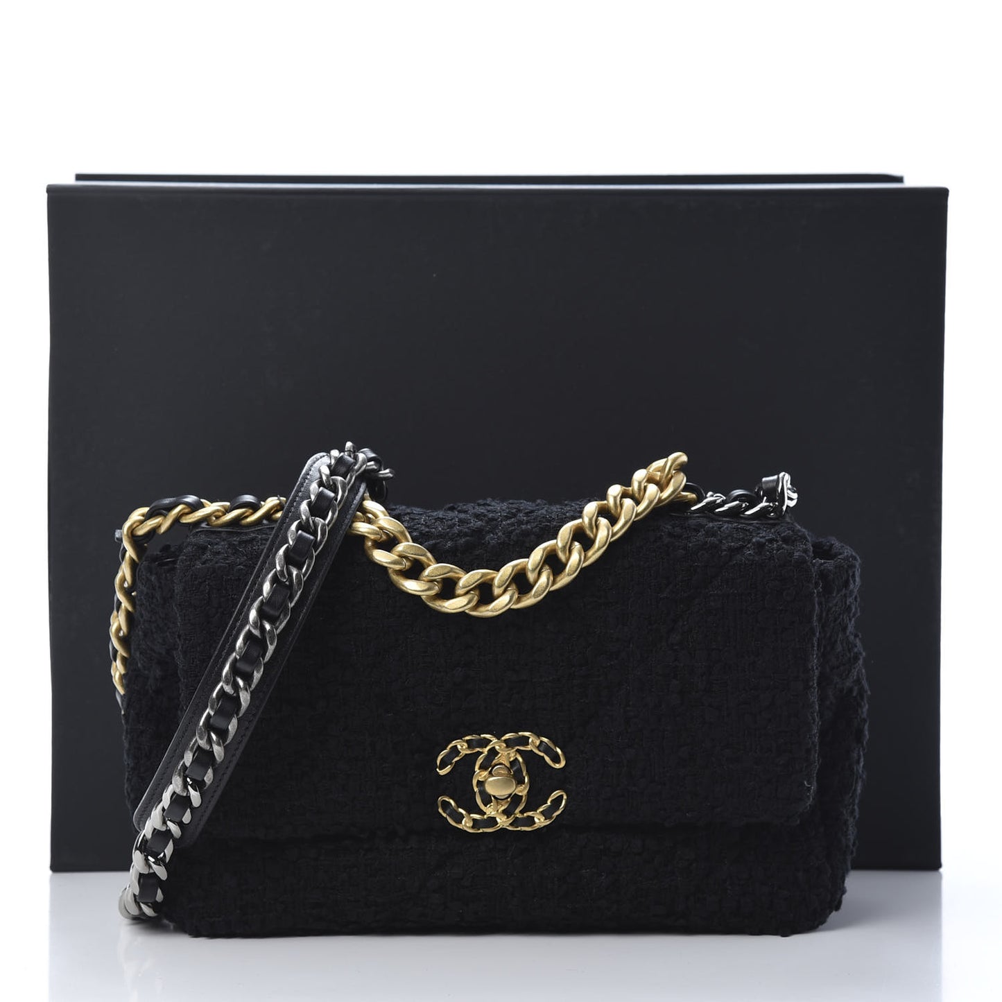 Tweed Quilted Medium Chanel 19 Flap Black