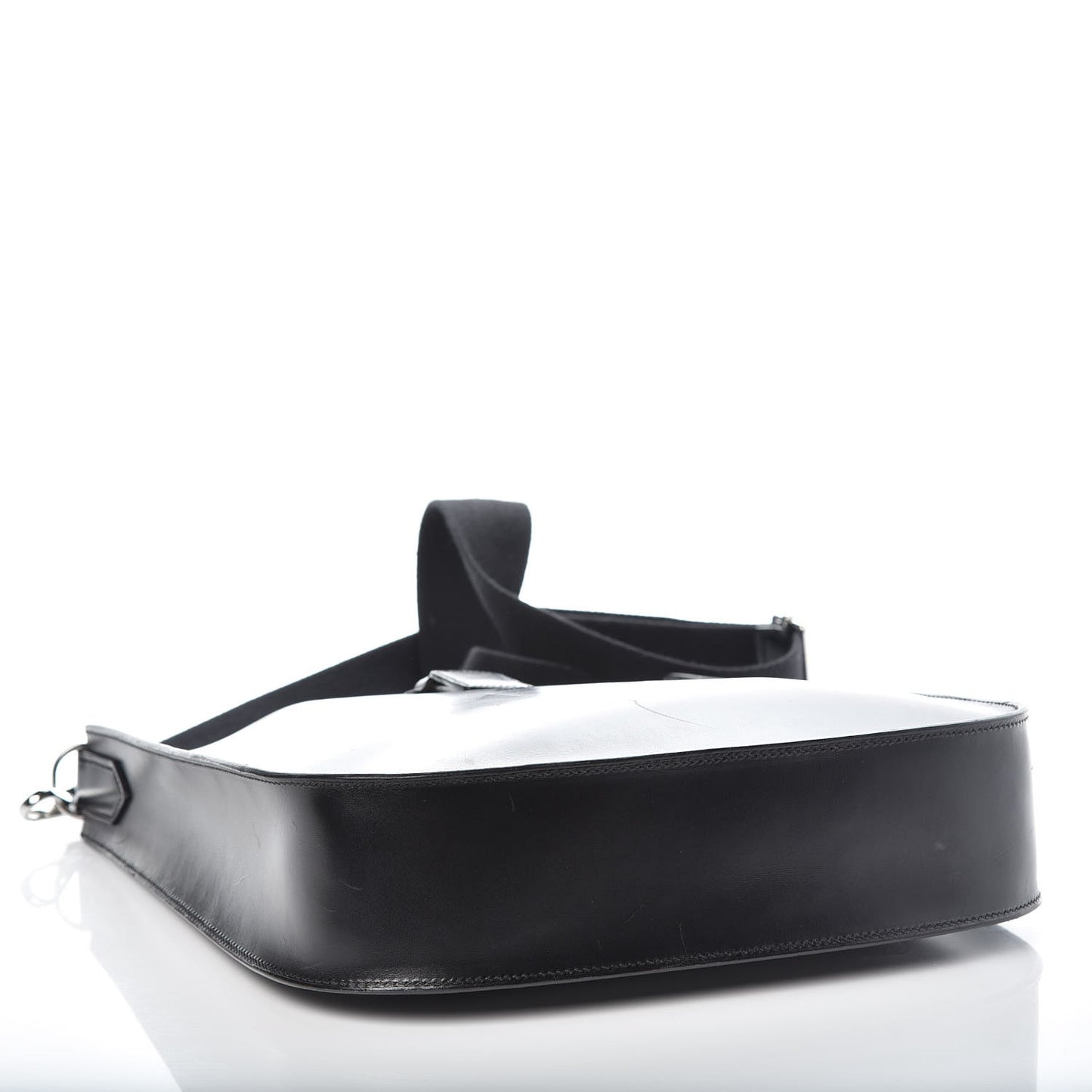 Vache Hunter Evelyne Sellier 29 PM Black