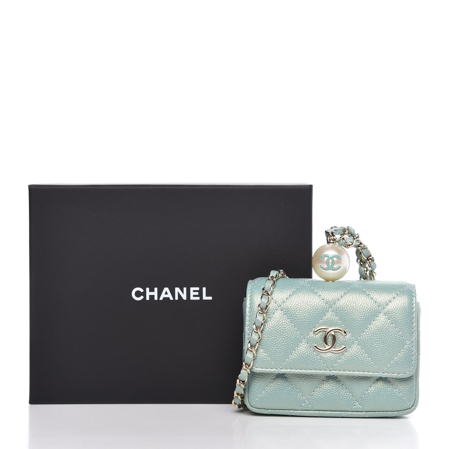 Iridescent Caviar Quilted Pearl On Top Coin Purse With Chain Light Green