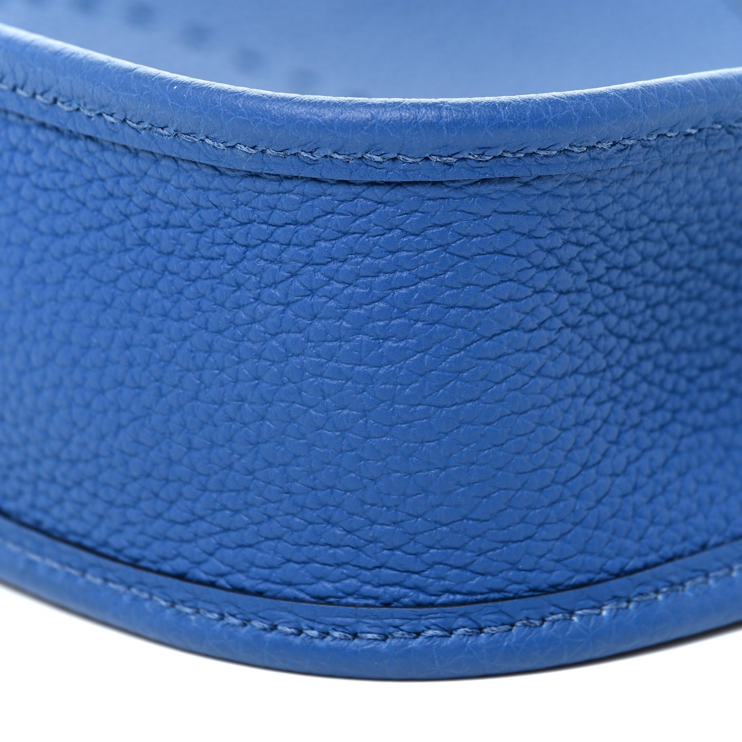 Taurillon Maurice Evelyne TPM Bleu France