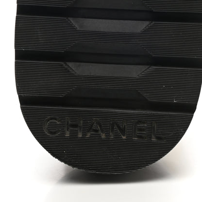 Chanel Shiny Goatskin Calfskin Quilted Lace Up Combat Boots 35.5 Ivory Black 6 of 10